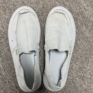 Sanuk Women's Gray Slip-On Shoes